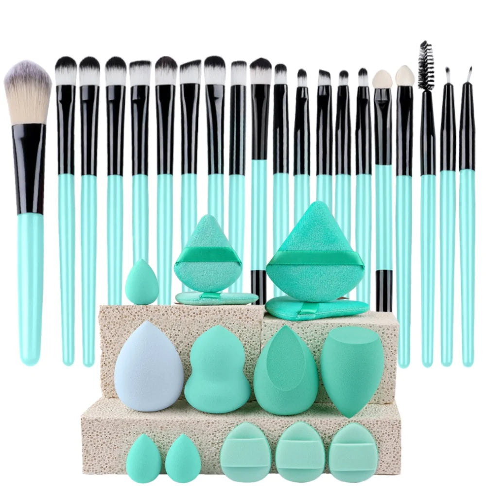 Veloura Pro Makeup Brush Set – Face & Eye Essentials